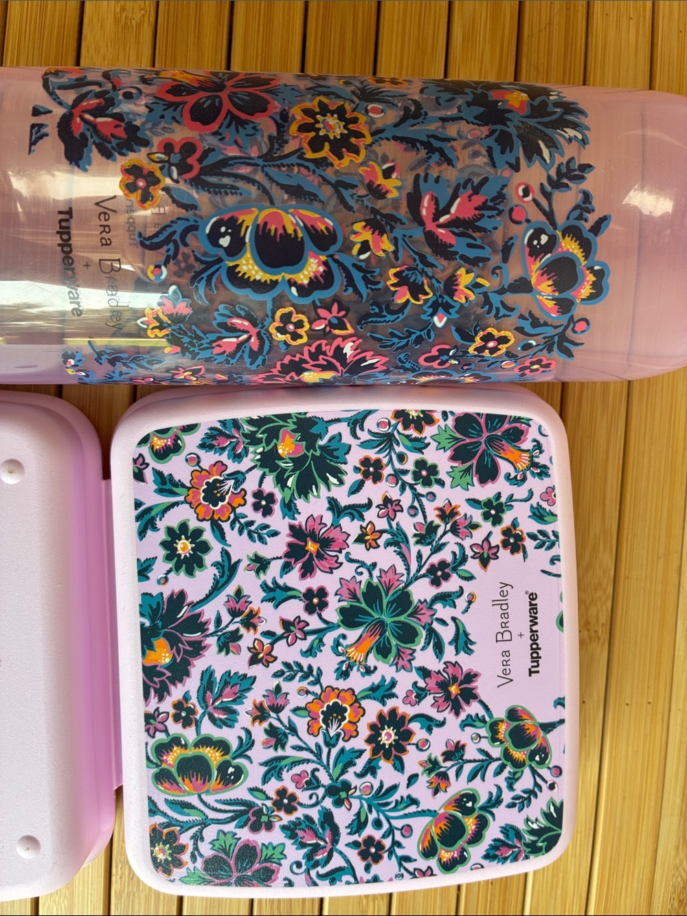Vera Bradley + Tupperware lunch set - Picture 5 of 5